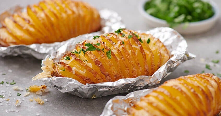 Pommes de terre Hasselback : recette suédoise facile