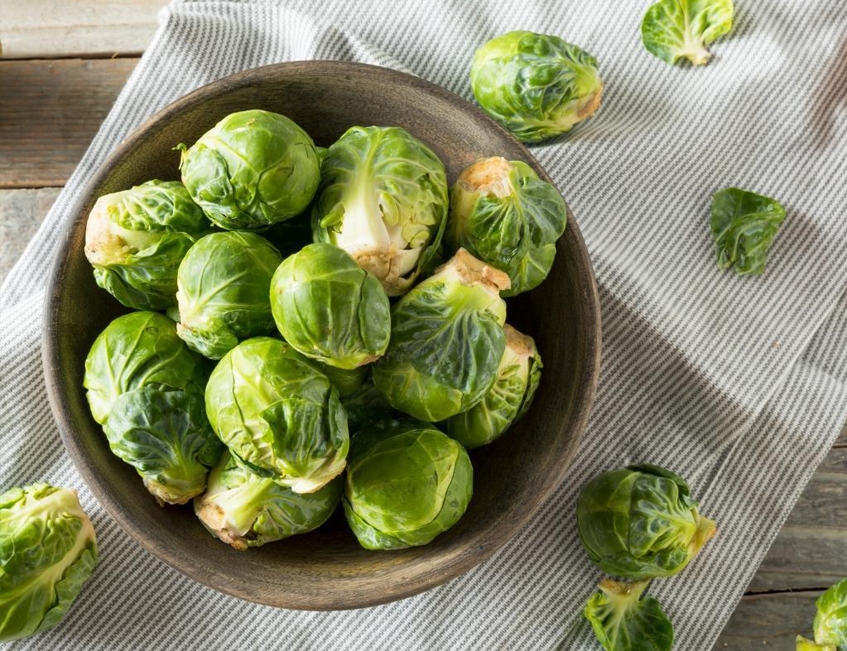 Les choux de Bruxelles, on aime leur force et leur croquant.